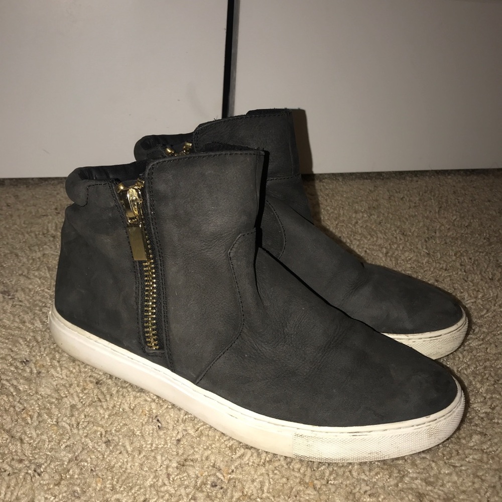 Kenneth Cole Sneakers